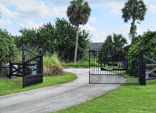 5 Mistakes People Make When Installing Automatic Swing Gates